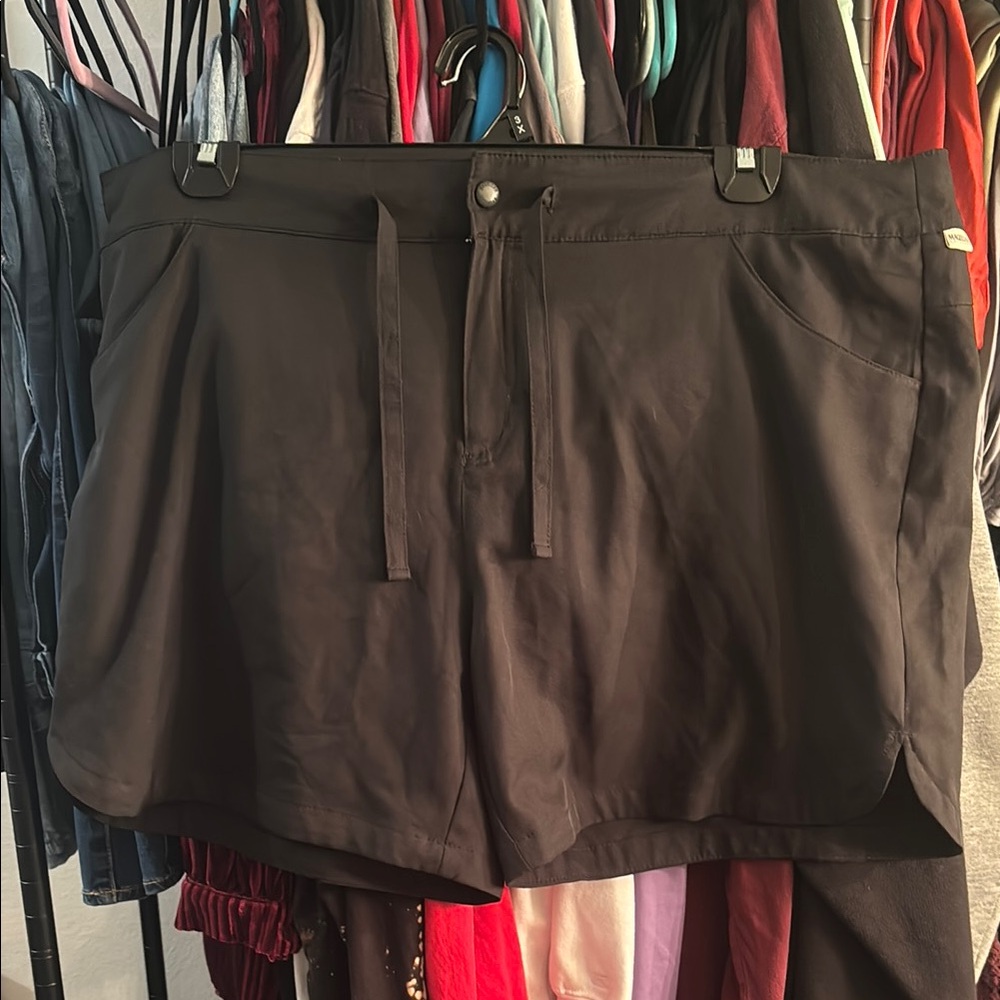 Magellan Outdoors Black Athletic Shorts